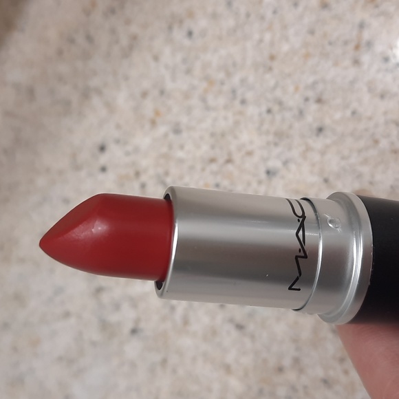 NIB MAC Lustre Lipstick - Picture 8 of 8